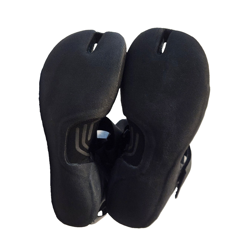 Roxy Surfing Socks Booties Performance 3mm Split Toe Warm Flight Women’s Size 8 - Picture 7 of 7